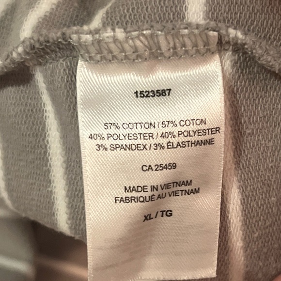 BB Dakota Gray Striped Top XL - Picture 5 of 5